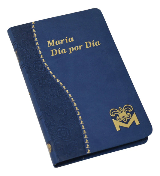 MARÍA DÍA POR DÍA