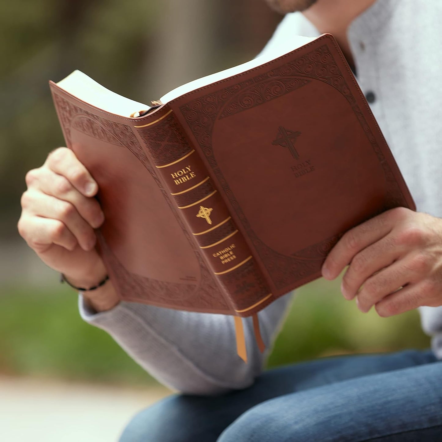 NABRE NEW AMERICAN CATHOLIC BIBLE LARGE PRINT BROWN
