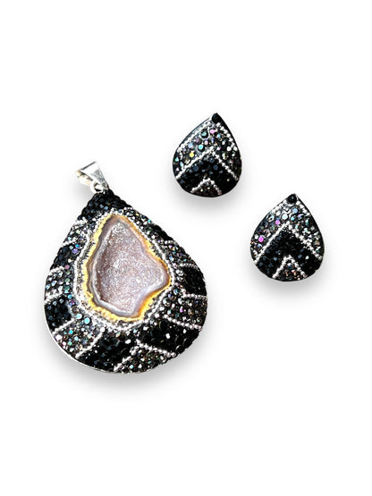 .925 SILVER PENDANT & EARRING SET GEODE & CRYSTAL AGATE - Tiendita San Juditas Tiendita San Juditas