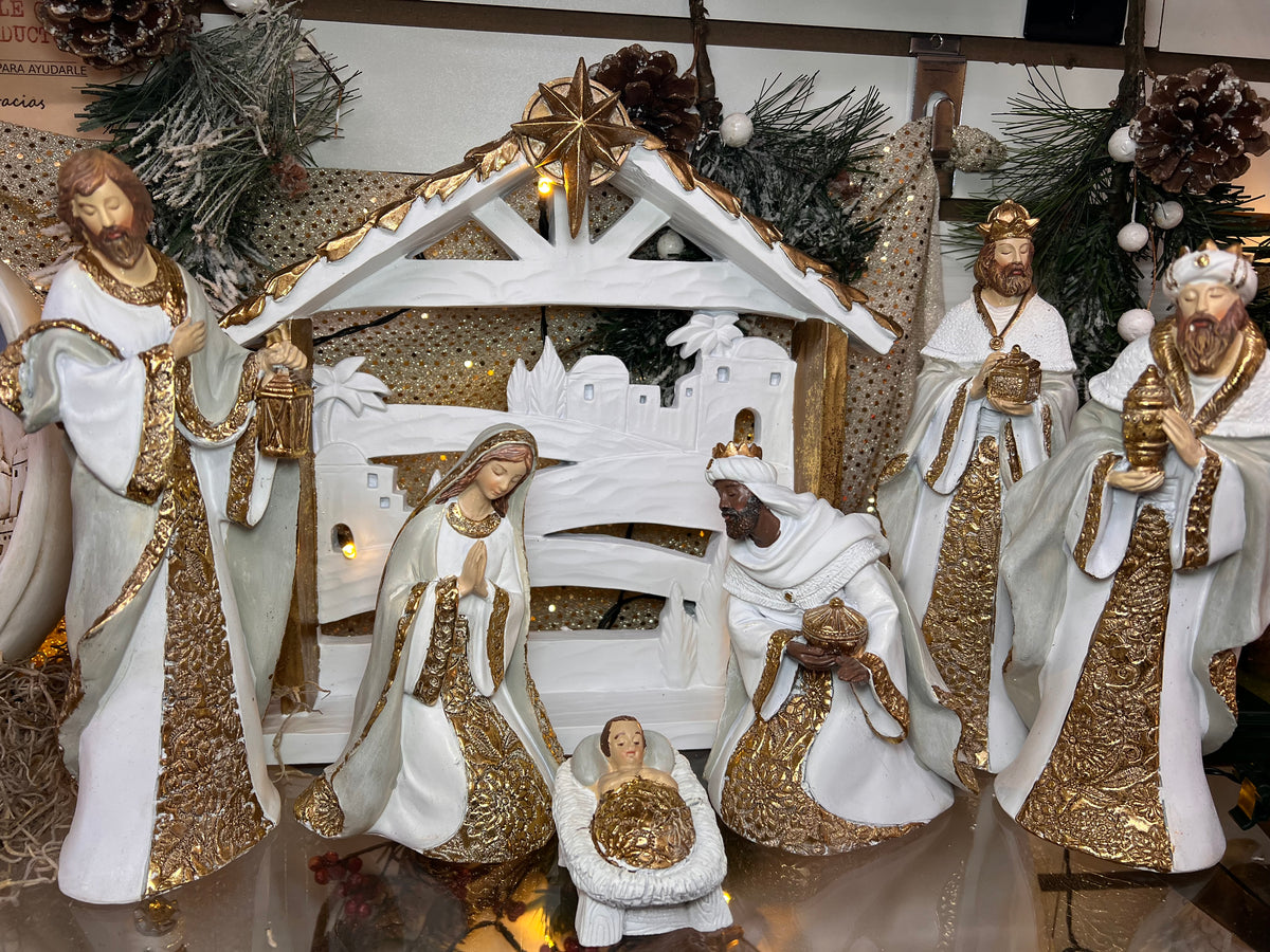 7-Pc Elegant Nativity Set W/ Gold Accents