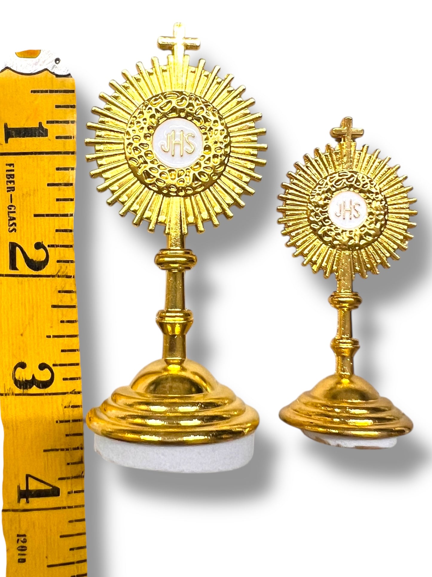 AUTO DEVOTIONAL: GOLDEN MONSTRANCE DASHBOARD STATUETTE