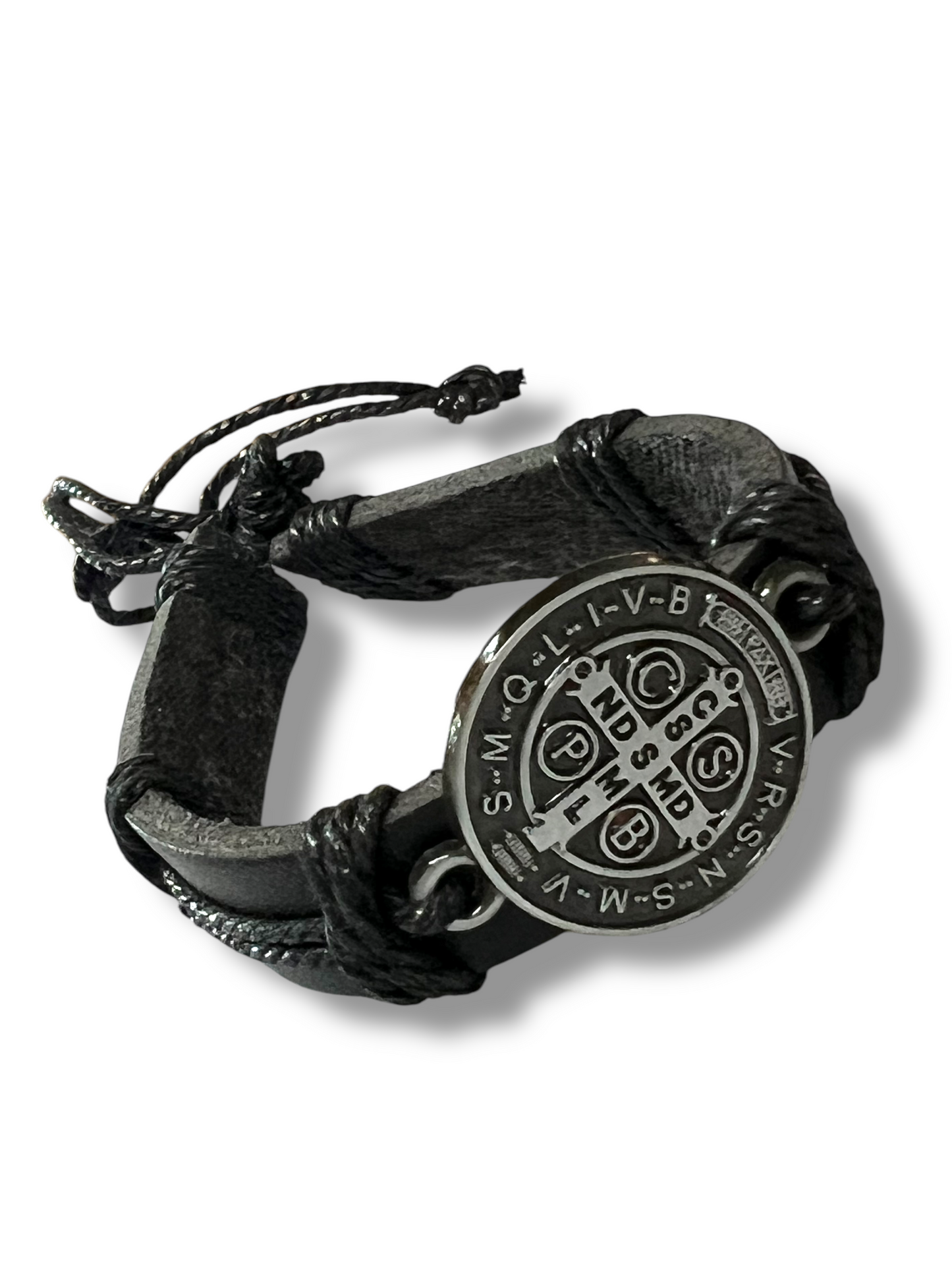 BRACELET: LEATHER ST. BENEDICT MEDAL