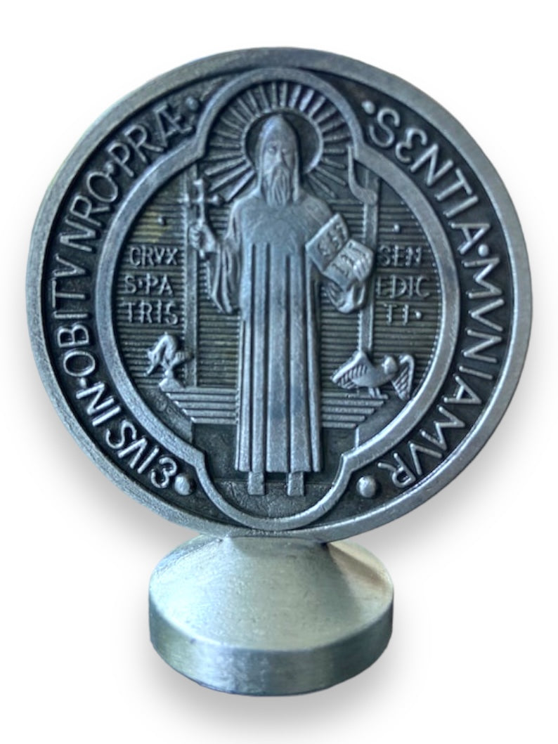 ST. BENEDICT MEDAL STAND -AUTO DEVOTIONAL