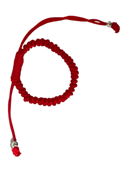 INFANT BRACELET: PLAIN RED THREADED